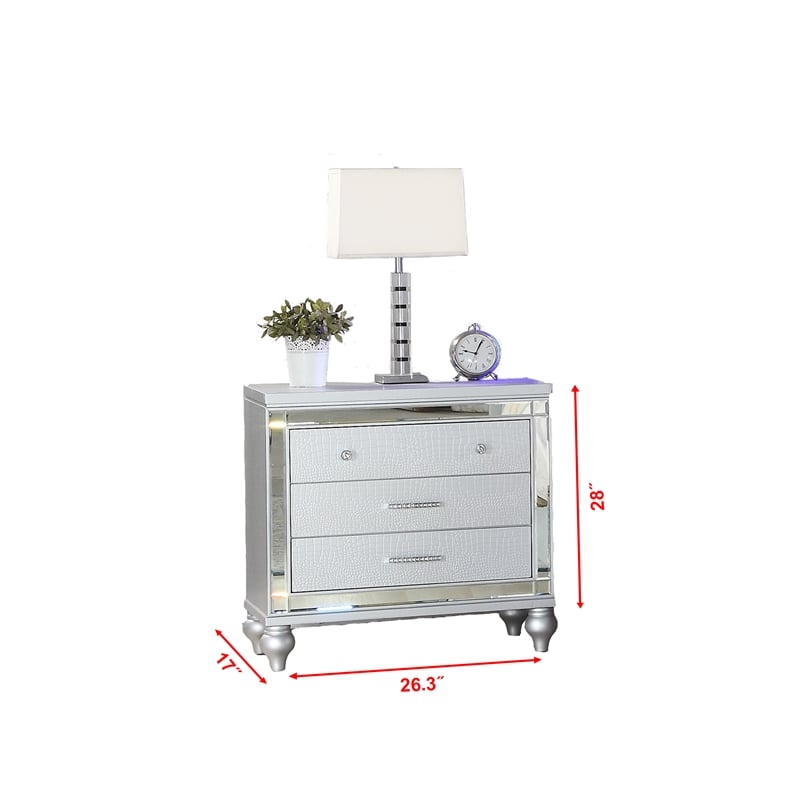 Sterling Full 5 PC LED Bedroom set made with wood in Silver Color