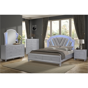 amber queen 6 piece led upholstered bedroom set finished with wood in silver