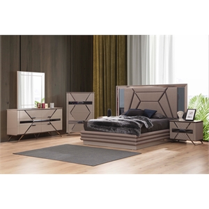 wendy king 5-n tufted upholstery bedroom set made with wood in gray