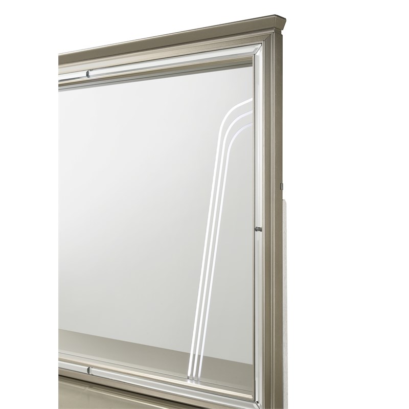 Samantha Modern Style Mirror Made with Wood in Silver