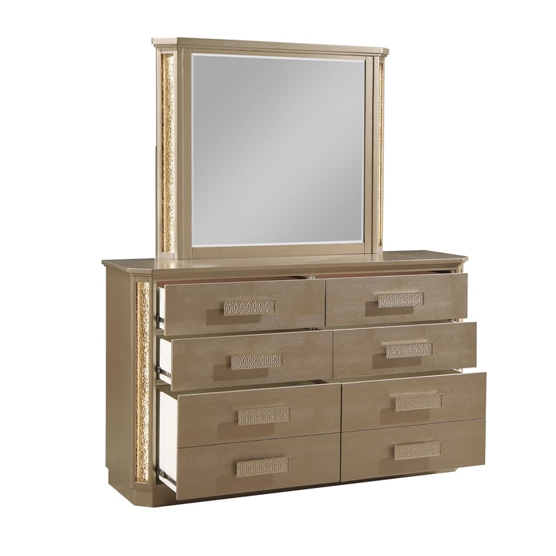 Medusa Modern Style 4Pc King Gold Finish Bedroom Set made with Wood