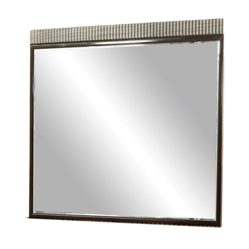 4-Piece Solid Wood Queen Bedroom Set in Brown