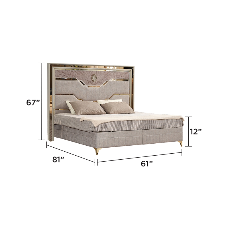 Omari Traditional Style Queen Size Bed with gold Accent made with Wood in Beige