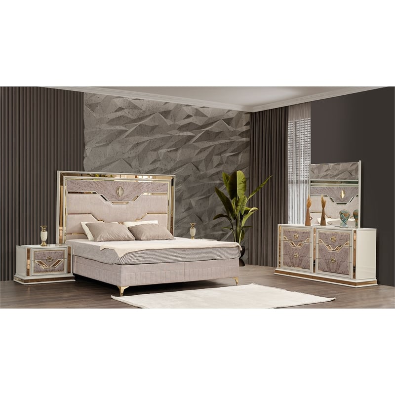 Omary Traditional Style Queen 4Pc Bedroom Set made with Wood in Beige