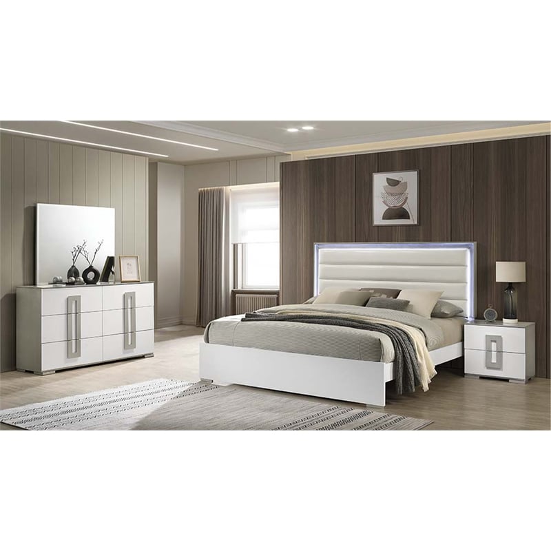 Olivia Contemporary Style Full 4PC Bedroom set Made with wood in White