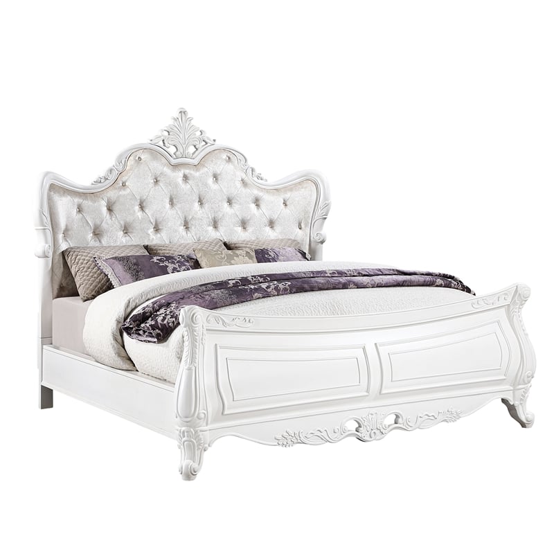 Opulence Traditional Style Queen Bed Made With Wood in Pearl White