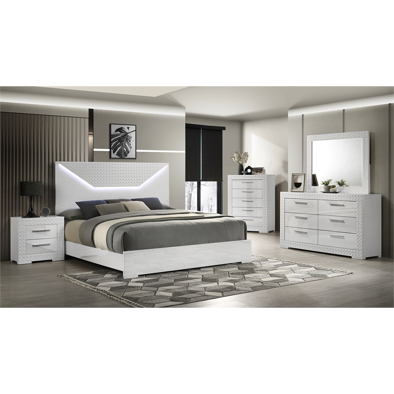 Blanca Modern Style Mirror Made With Wood & Glass in White Color