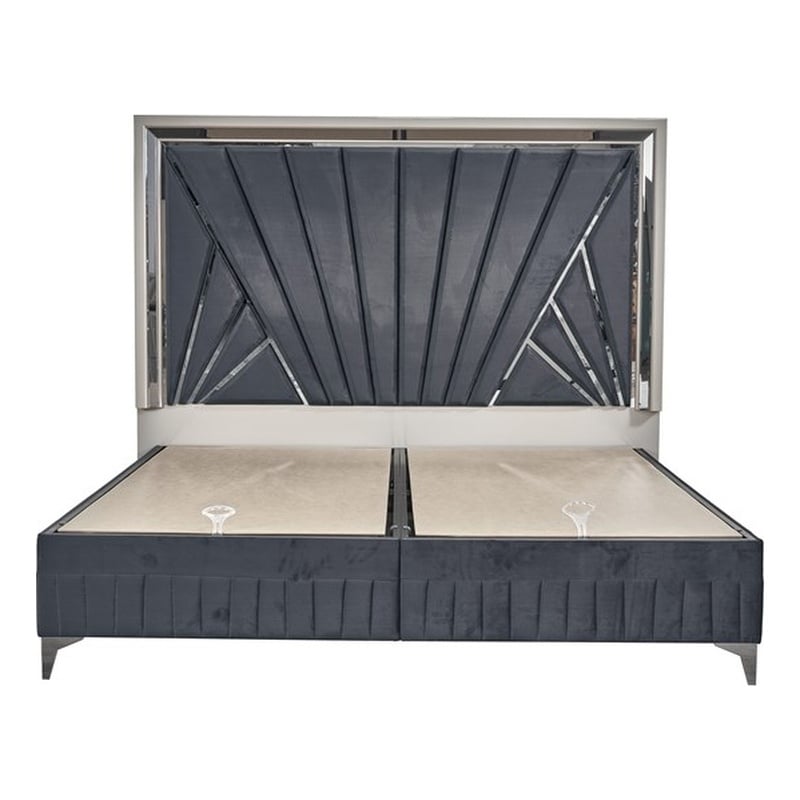 Lavita Contemporary Style king Size  Bed made with Wood in Black & Gold