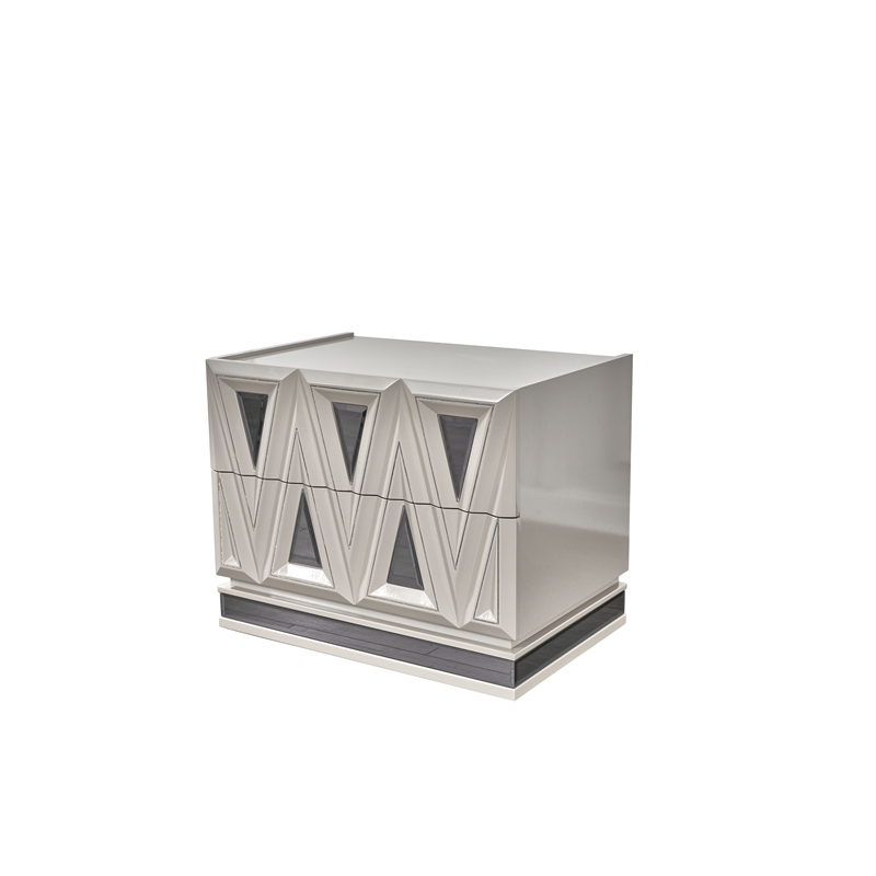 Lavita Contemporary Style Queen 4Pc Bedroom Set made with Wood in Black & Gold