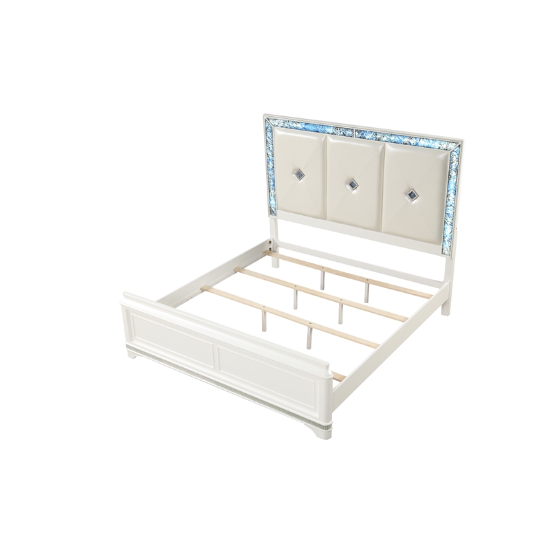 Laguna Modern Style King 4 PC Bedroom set made with Wood in White