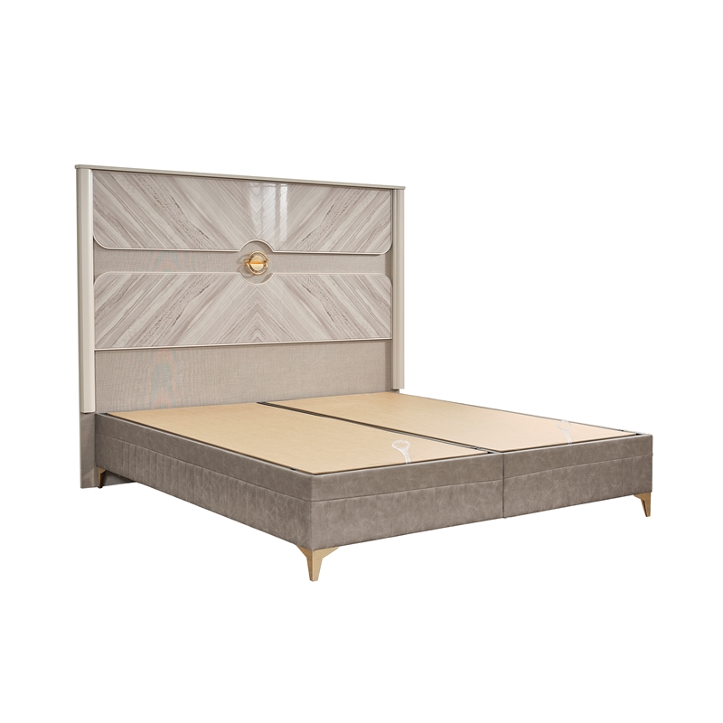 Eternity Traditional Style Eucalyptus-veneer Queen Bed made with Wood in Beige