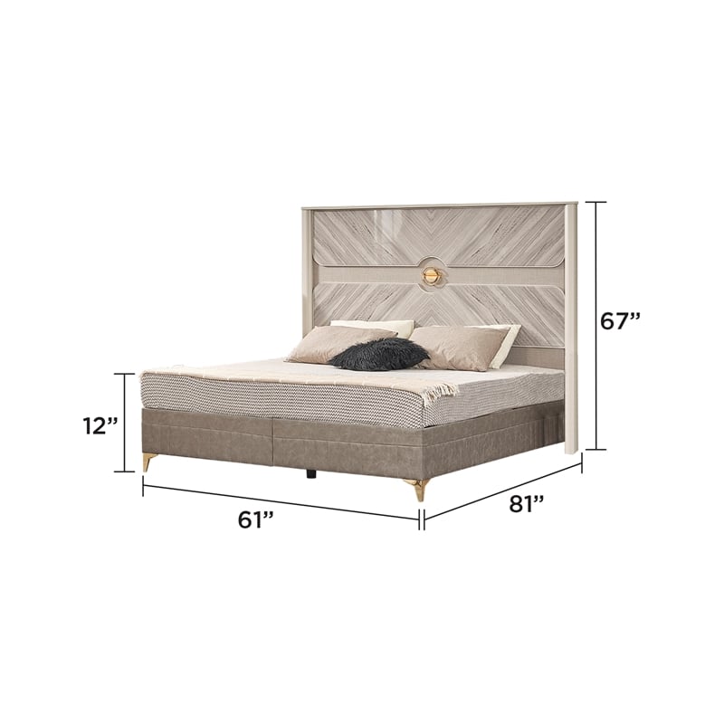 Eternity Traditional Style Queen 4PC Bedroom set made with Wood in Beige