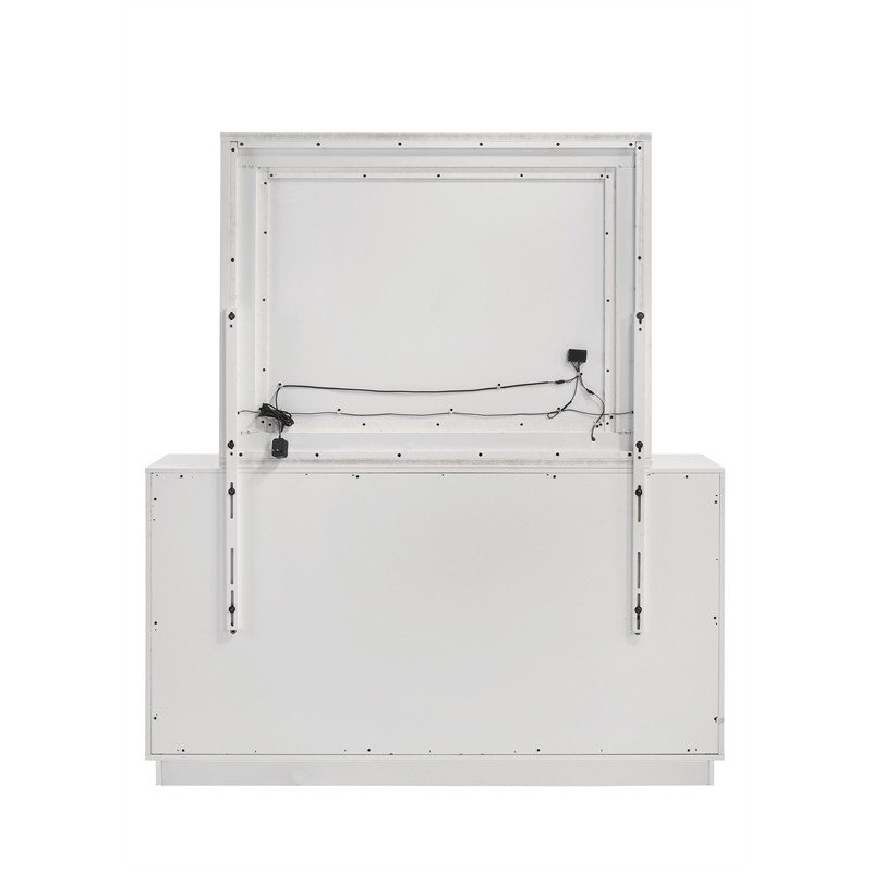 Manhattan King 5-Piece Set including  Storage Chest Made With Wood in White