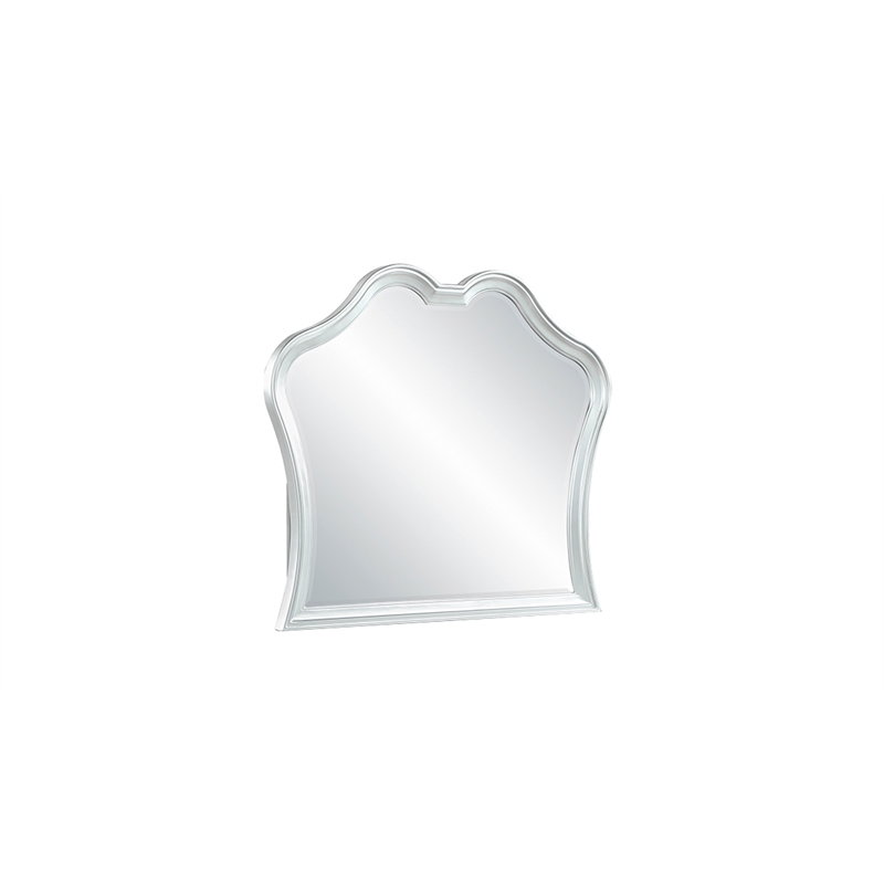 Eros Queen 4PC Bedroom Set with Manufactured Wood & Tufted Detailing in Silver