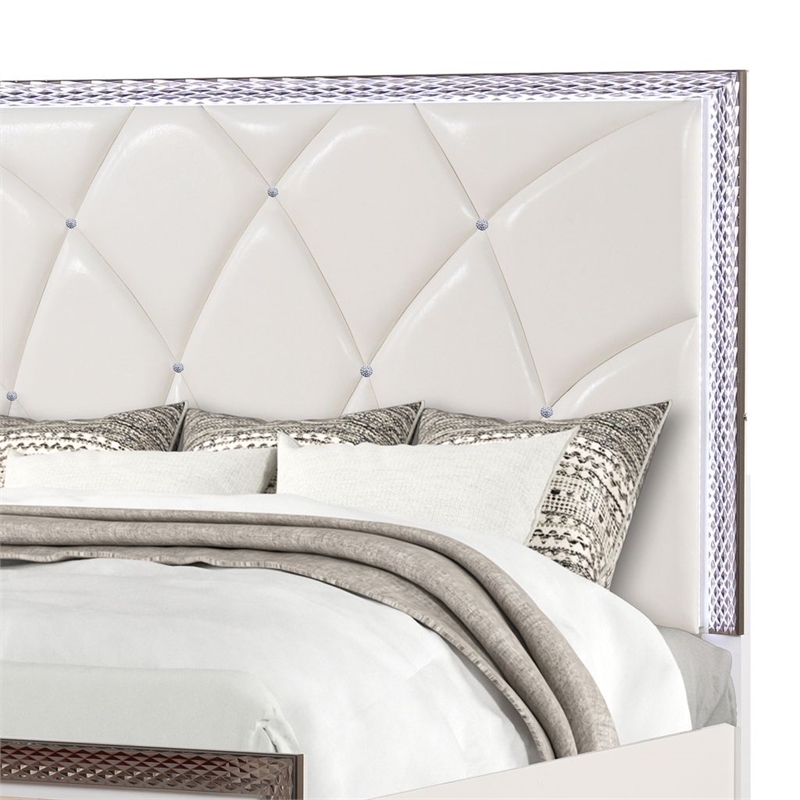 Fabio Modern Style LED Queen Size Bed Made With Wood in White Finish