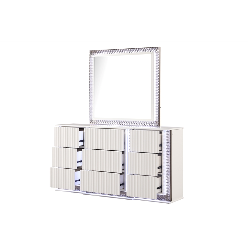 Fabio Modern Style LED King 5PC Bedroom Set Made With Wood in White