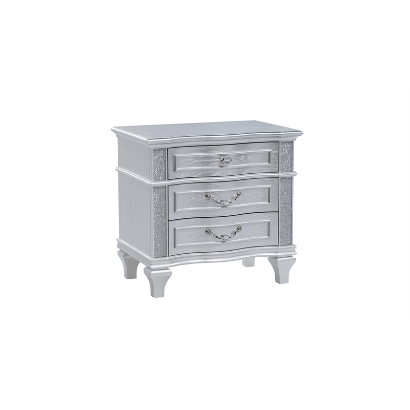 Mystic Modern Style LED Queen 4PC Bedroom Set Made With Wood in Silver