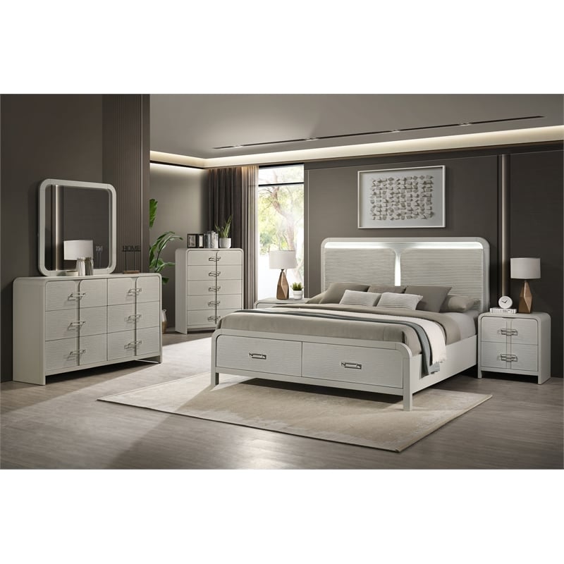 Aria Modern King Bed Made with Wood in Beige
