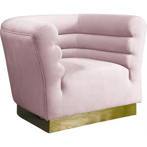 meridian furniture bellini 18