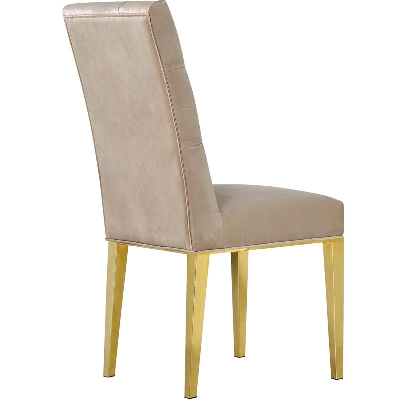 Meridian Furniture Capri 19.5