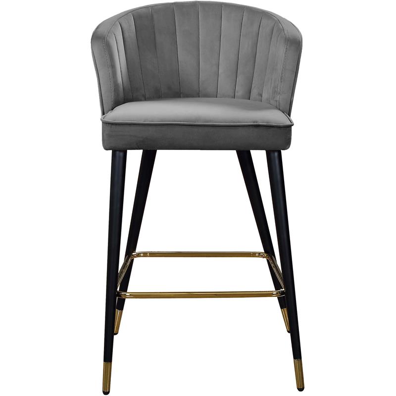 Meridian Furniture Cassie 28