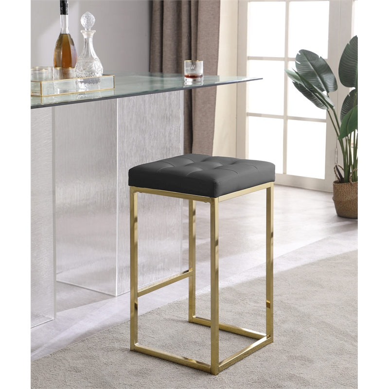 Meridian Furniture Nicola 26.5