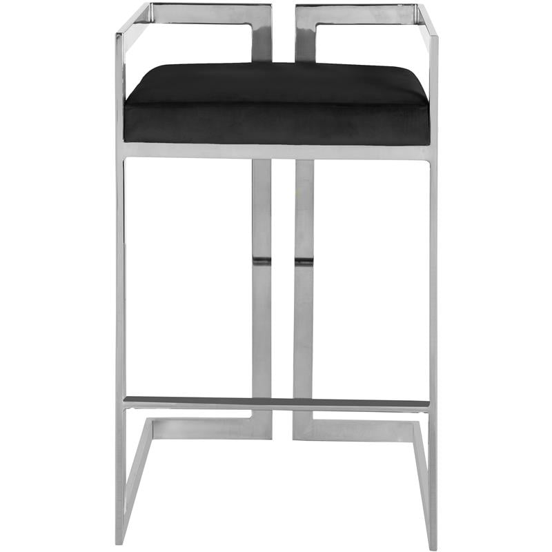 Meridian Furniture Ezra 27