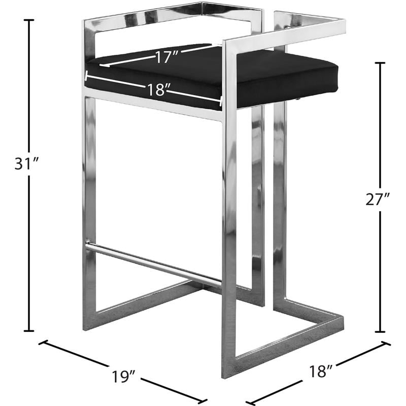 Meridian Furniture Ezra 27