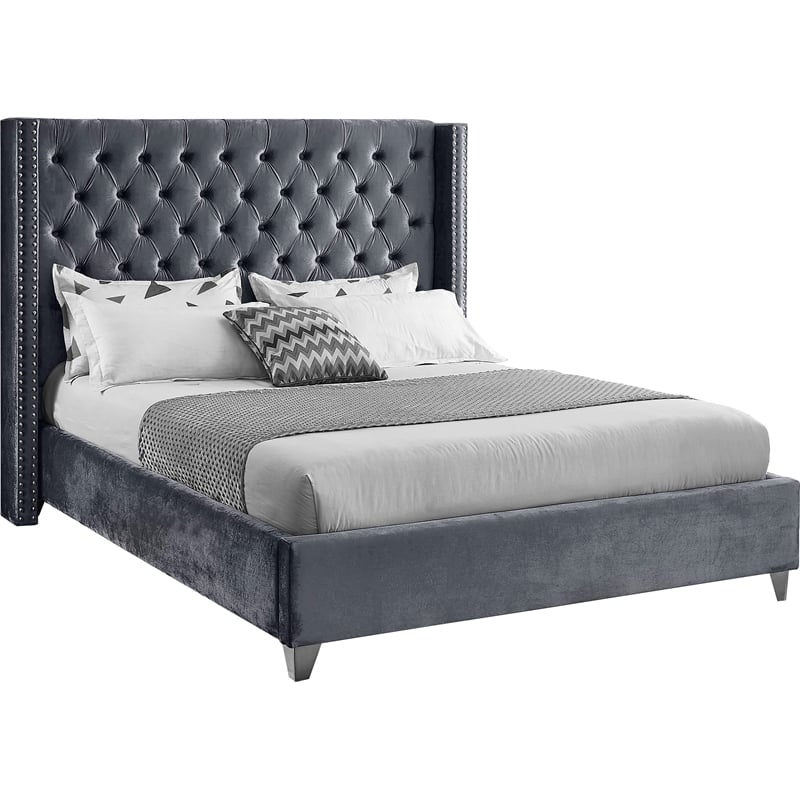 Meridian Furniture Aiden Solid Wood/Tufted Velvet Wing Back King Bed in Gray