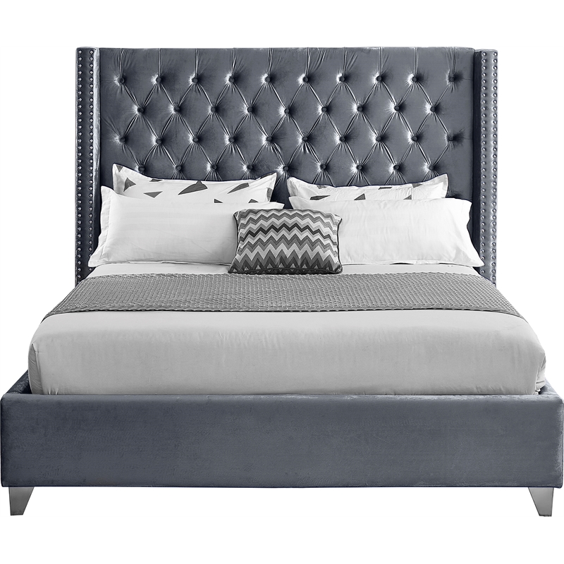 Meridian Furniture Aiden Solid Wood/Tufted Velvet Wing Back King Bed in Gray