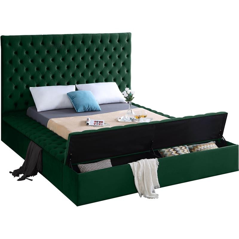 Meridian Furniture Bliss Solid Wood Tufted Velvet Full Bed in Green