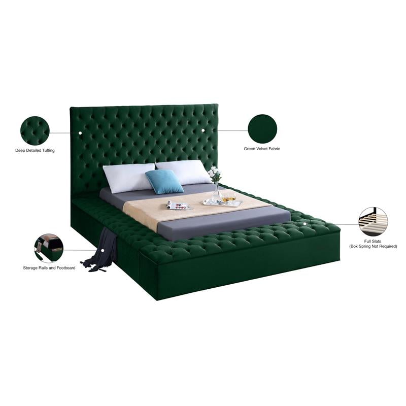 Meridian Furniture Bliss Solid Wood Tufted Velvet Queen Bed in Green