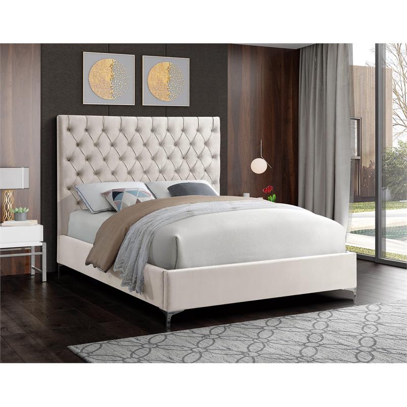 Meridian Furniture Cruz Solid Wood Tufted Velvet Queen Bed in Cream