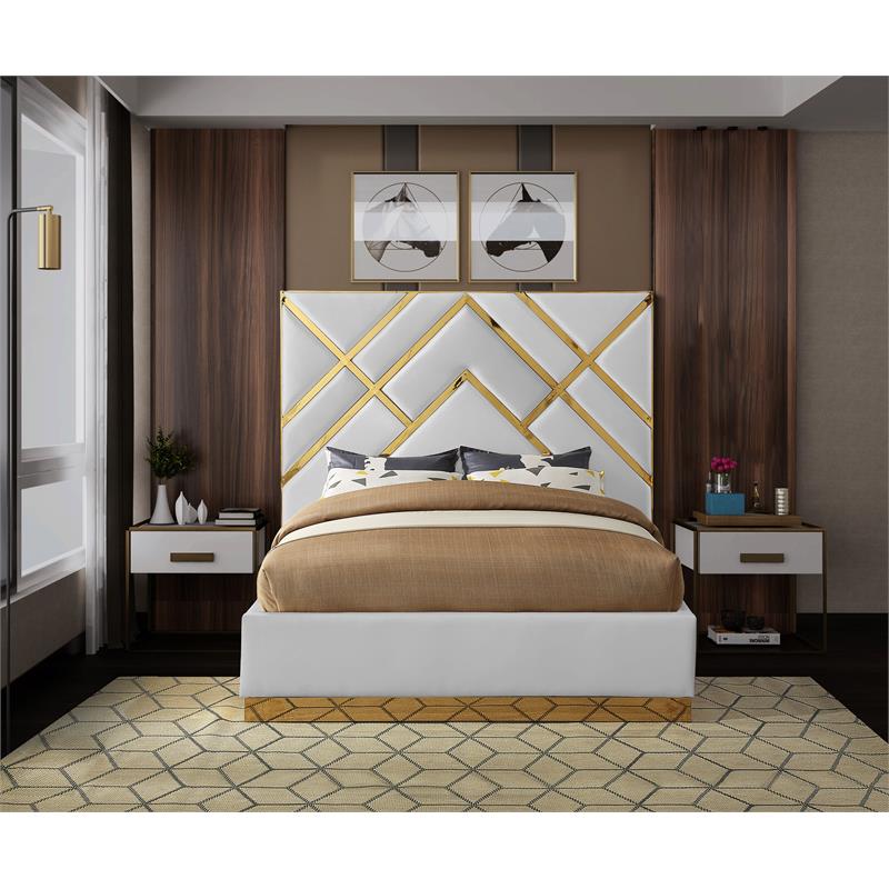 Meridian Furniture Vector  White Vegan Leather Queen Bed