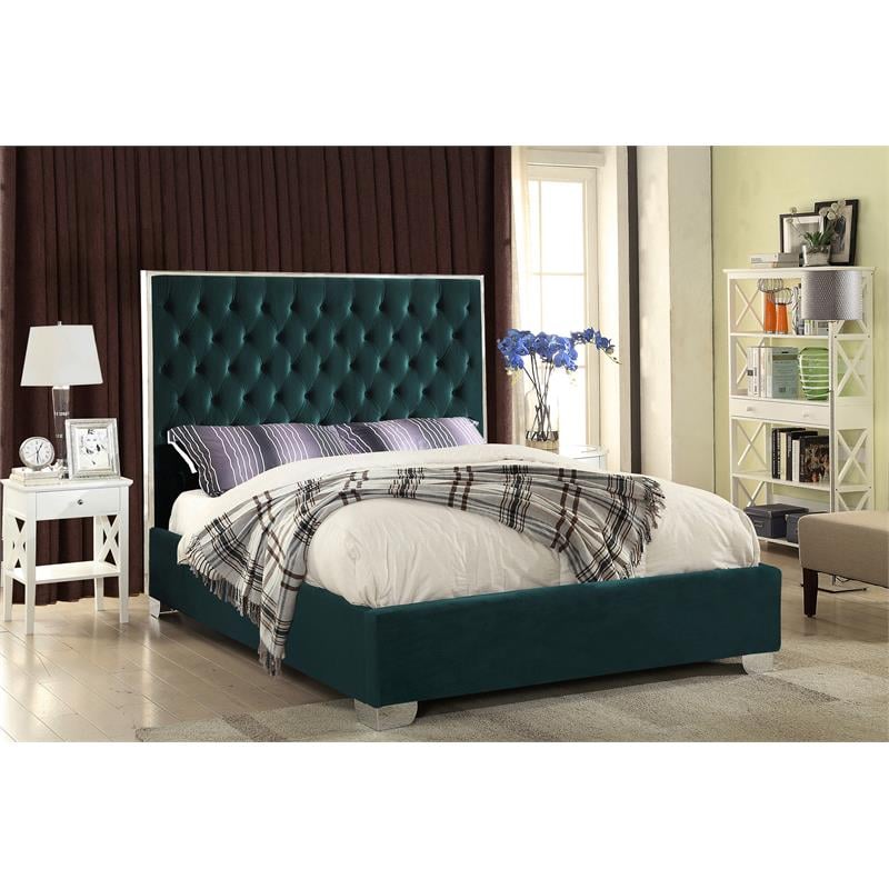 Meridian Furniture Lexi Solid Wood and Velvet Full Bed in Green