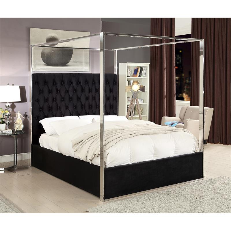 Meridian Furniture Porter Tufted Velvet Queen Bed in Black