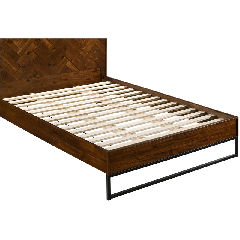 Meridian Furniture Reed Brown Antique Coffee Wooden King Bed