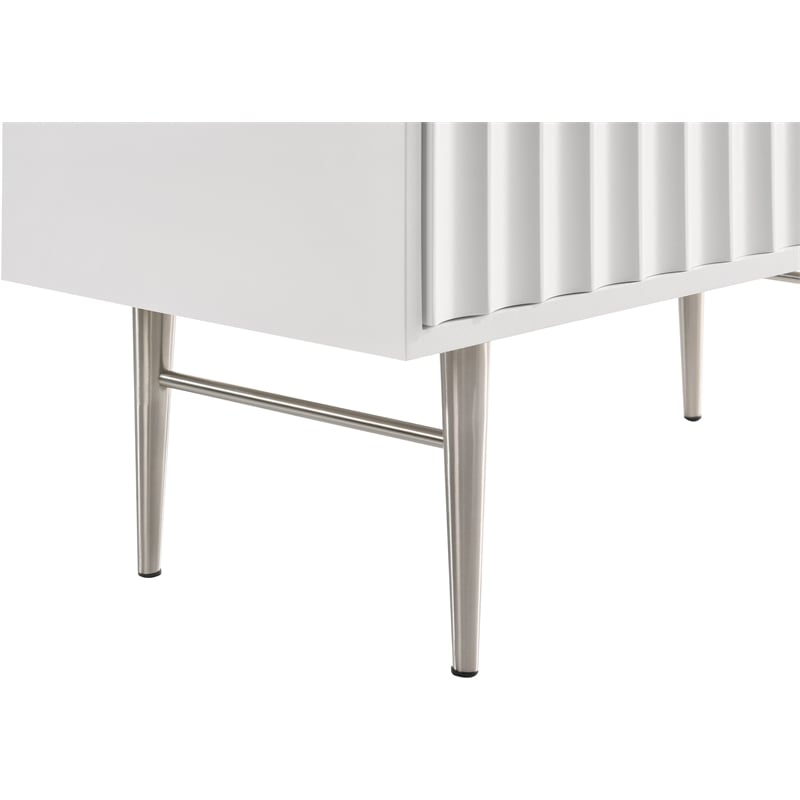 Meridian Furniture Modernist Contemporary Chest in White Medium Gloss Finish