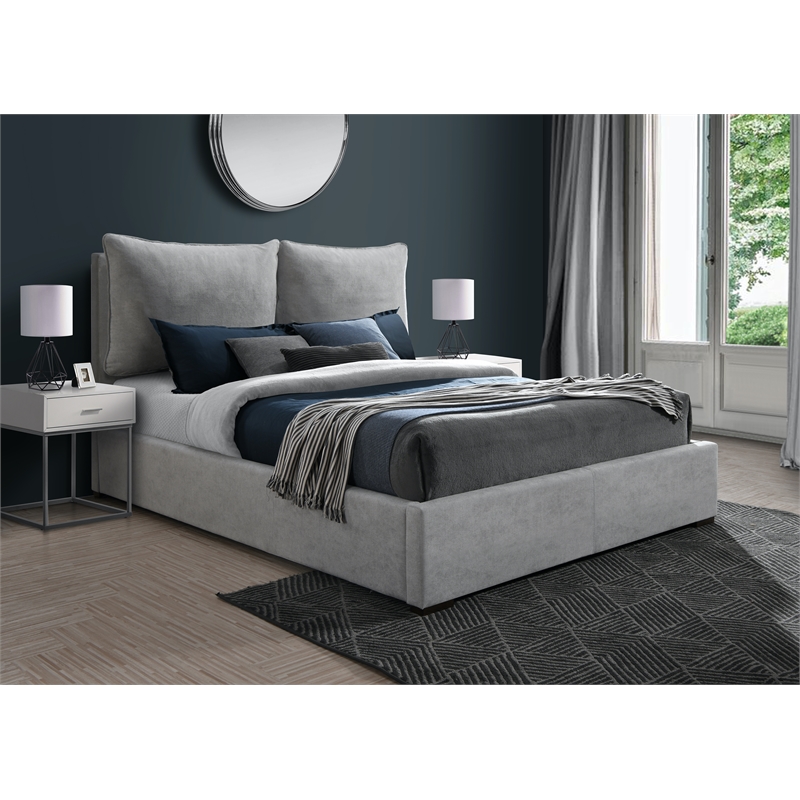 Meridian Furniture Misha Light Gray Fabric Full Bed