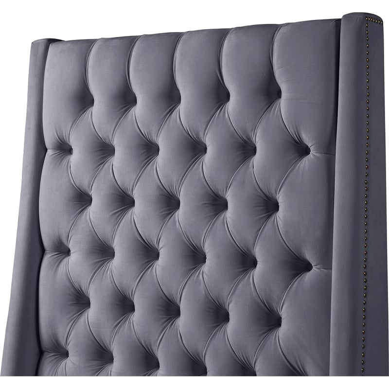 Meridian Furniture Fritz Gray Velvet Full Bed