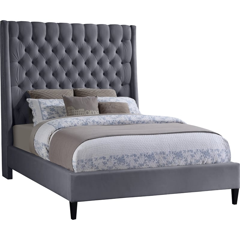 Meridian Furniture Fritz Gray Velvet Full Bed