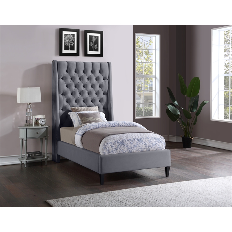 Meridian Furniture Fritz Gray Velvet Twin Bed
