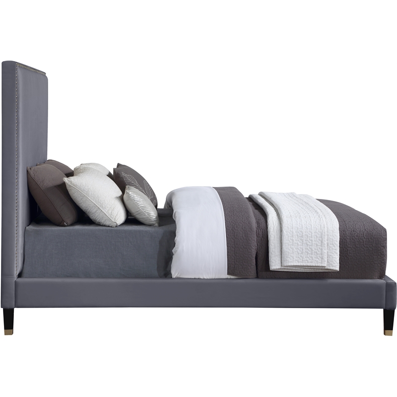 Meridian Furniture Harlie Gray Velvet Full Bed