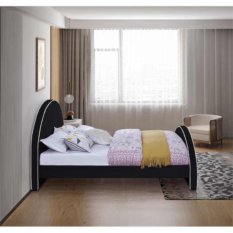 Meridian Furniture Brody Black Velvet Full Bed