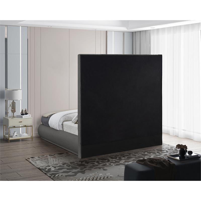 Meridian Furniture Brooke Grey Linen Textured Fabric Queen Bed