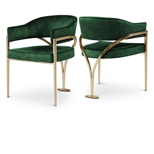 Meridian Furniture Madelyn Green Velvet Dining Chair (Set of 2)