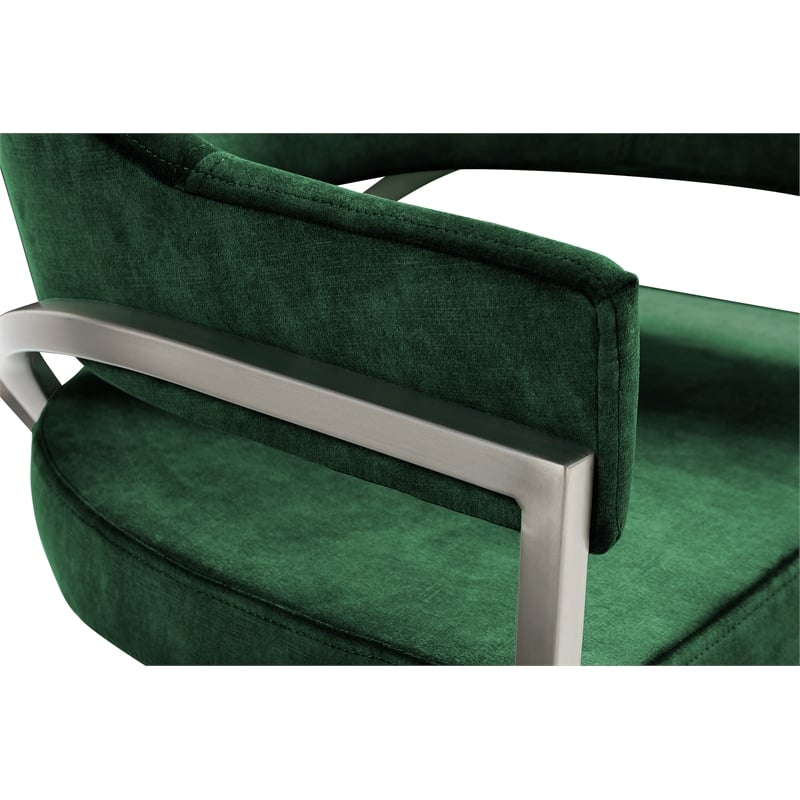 Meridian Furniture Madelyn Green Velvet Dining Chair (Set of 2)