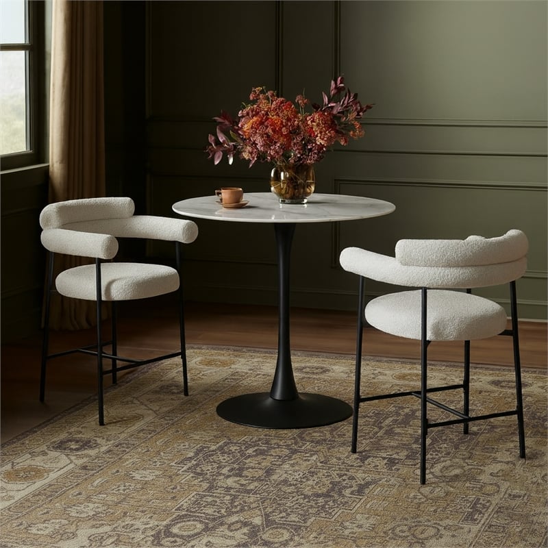 Meridian Furniture Holly 36