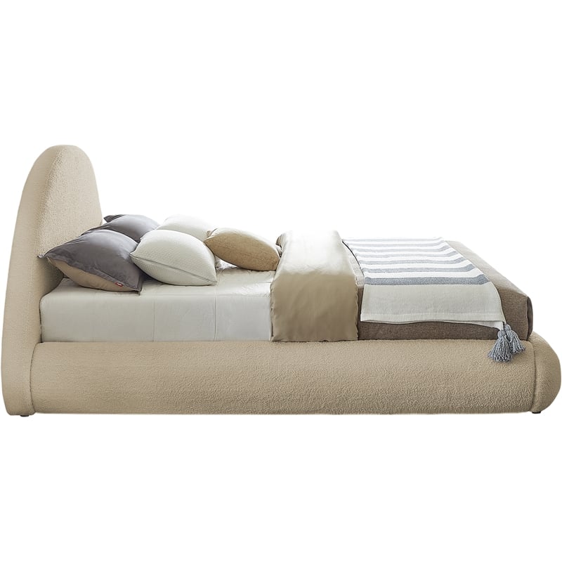 Meridian Furniture Rudy Beige Teddy Fabric Full Bed
