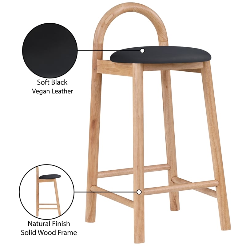 Meridian Furniture Calvin 27